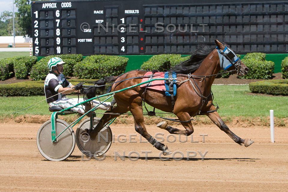 08-01-15 FIN Fair Race-4
