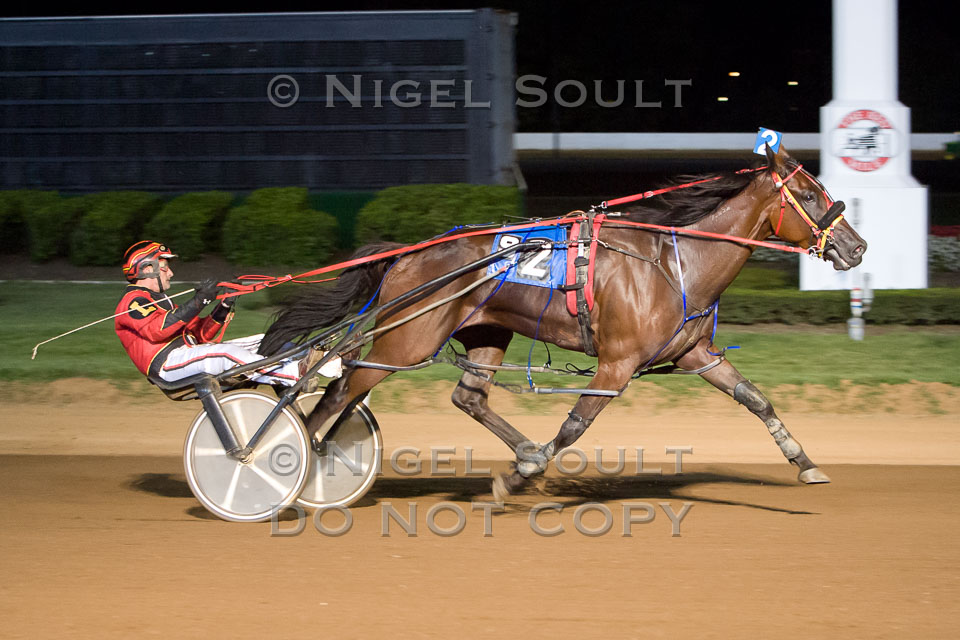08-23-15 FIN Race-9