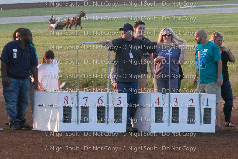 08-19-17 Wiener Dog Races-29